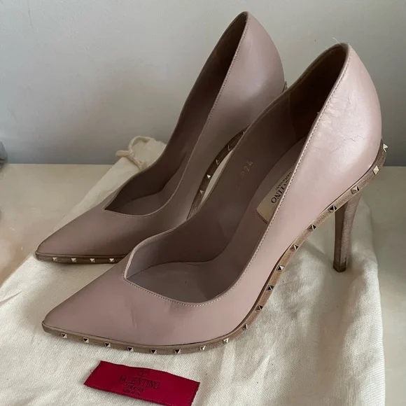 ❗️❗️❗️ SOLD❗️❗️❗️Valentino high heels - Picture 2 of 5